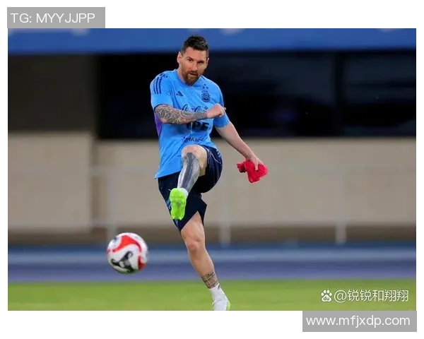 足球明星街头搞怪瞬间大揭秘趣味十足的搞笑表情与奇特造型合集